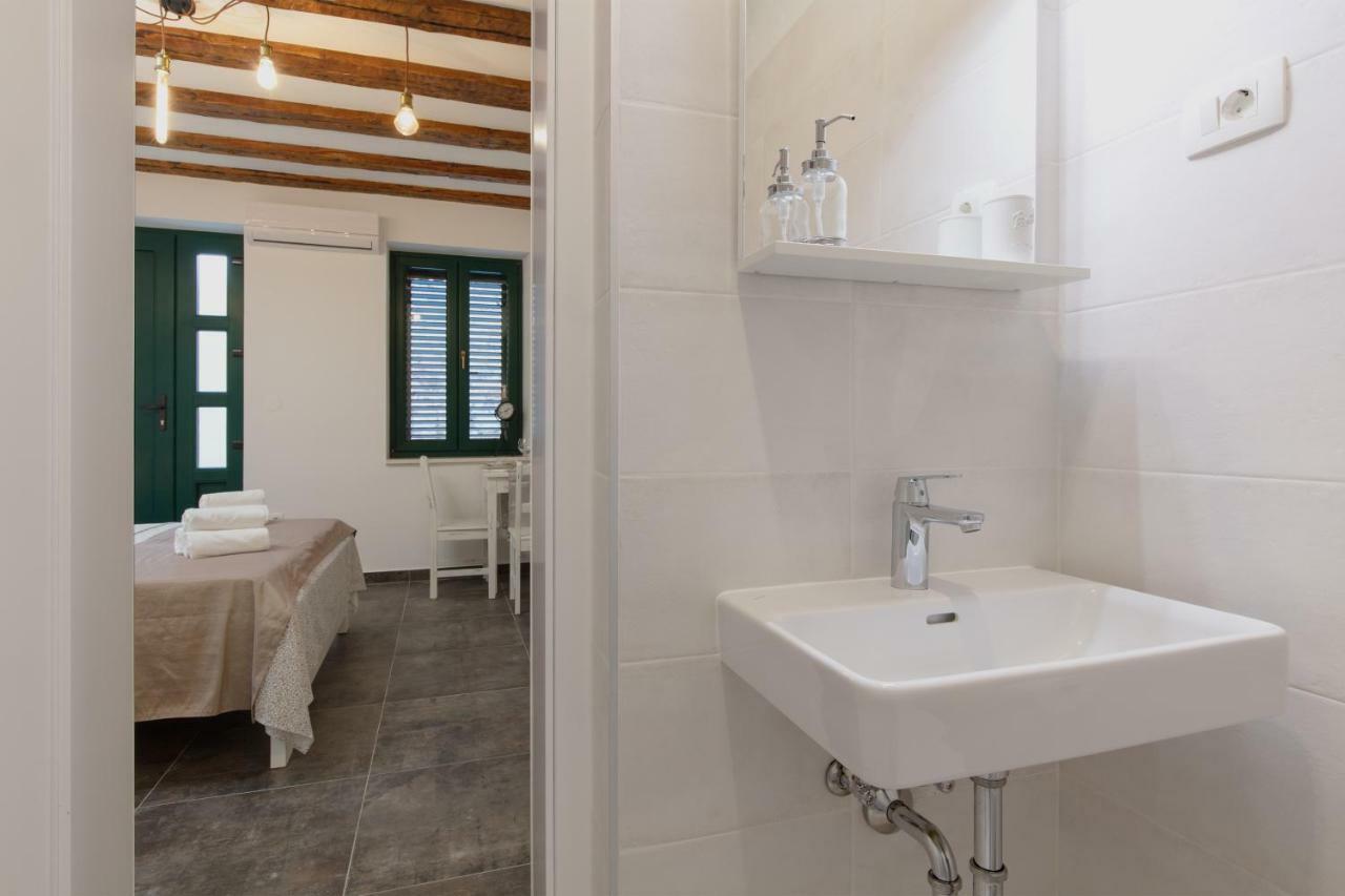 Luxury Studio Apartments Insula Split Extérieur photo